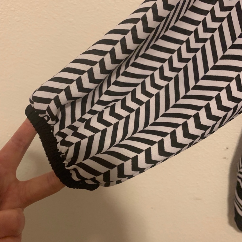 Chevron Pattern Blouse - Picture 5 of 5